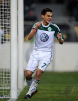 Fussball: 1. Bundesliga Saison 2010/2011: Wolfsburg, JOSUE