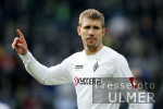 Fussball 1. Bundesliga: Gladbach, PLETSCH zeigend