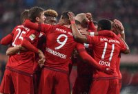Fussball 1. Bundesliga 15/16: FC Augsburg - FC Bayern Muenchen