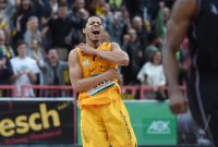 Basketball 1. Bundesliga 14/15 Hauptrunde:  Walter Tigers Tuebingen - Artland Dragons