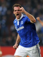 Fussball: 1. Bundesliga Saison 2010/2011: Schalke - Bremen