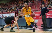 Basketball 1. Bundesliga 15/16 Hauptrunde: Walter Tigers Tuebingen - s.Oliver Baskets