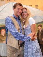 Fussball 2. Bundesliga : TSV 1860 Muenchen auf dem Oktoberfest