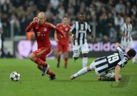 FUSSBALL INTERNATIONAL CHL VIERTELFINALE 12/13: Juventus Turin - FC Bayern Muenchen