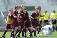 U19 Fussball Bundesliga : JUBEL um Dennis Kopf (1FC Kaiserslautern)