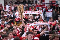 Fussball DFB Pokal Finale 24/25: Arminia Bielefeld - VfB Stuttgart, Public Viewing auf dem Schlossplatz
