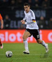 FUSSBALL INTERNATIONAL: Deutschland, KLOSE am Ball