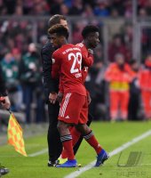 Fussball 1. Bundesliga Saison 18/19: FC Bayern Muenchen - VfB Stuttgart
