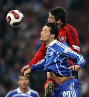 Fussball, 1. Bundesliga: Schalke - Leverkusen