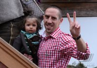 FUSSBALL 1. BUNDESLIGA:  Franck Ribery mit Kind, Tochter