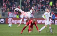 Fussball 2. Bundesliga Saison 17/18:  1. FC Kaiserslautern - Fortuna Duesseldorf