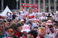Fussball DFB Pokal Finale 24/25: Arminia Bielefeld - VfB Stuttgart, Public Viewing auf dem Schlossplatz