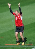 Fussball 1. Bundesliga 11/12: FC Bayern Muenchen Training in Doha