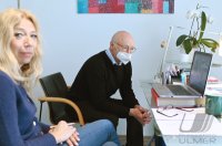 PK Pflicht-Schnelltests sollen Oeffnungen fuer Gastronomie und Kultur in Tuebingen ermoeglichen