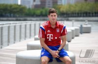 FUSSBALL 1. Bundesliga 14/15: Robert Lewandowski (FC Bayern Muenchen)