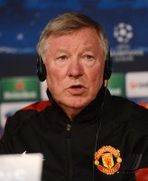 FUSSBALL INTERNATIONAL  CHL ACHTELFINALE 12/13: Trainer Sir Alex Ferguson (Manchester United FC)