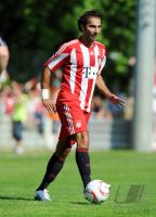 FUSSBALL, 1. BUNDESLIGA, SAISON 2010/2010: FC Bayern: ALTINTOP Einzelaktion