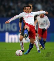 Fussball: 1. Bundesliga Saison 2010/2011: Hamburg, TROCHOWSKI Einzelaktion