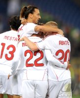 FUSSBALL SERIE A:  Zlatan Ibrahimovic , Antonio Nocerino , Ignazio Abate (v. li., AC Mailand)
