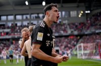 Fussball 1. Bundesliga  Saison  2025/2026  28. Spieltag SC Freiburg - FC Bayern Muenchen