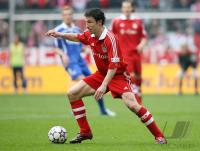 Fussball 1. Bundesliga: Bayern, VAN BOMMEL Einzelaktion