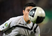 FUSSBALL, DFB Pokal 1. Hauptrunde: 1860 Muenchen, AIGNER am Ball