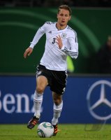 FUSSBALL INTERNATIONAL: Deutschland, HOEWEDES am Ball