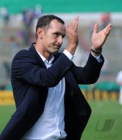 FUSSBALL, DFB Pokal 1. Hauptrunde:  Trainer Heiko Herrlich (Unterhaching)
