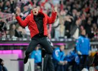 FUSSBALL 1. BUNDESLIGA: Bayern Muenchen - Arminia Bielefeld