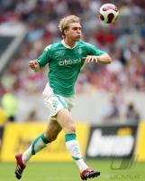 Fussball 1. Bundesliga, Bremen: MERTESACKER, Einzelaktion