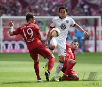 Fussball 1. Bundesliga Saison 15/16: FC Bayern Muenchen -  Eintracht Frankfurt
