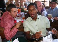 FUSSBALL 1. BUNDESLIGA: Bayern besucht das Oktoberfest