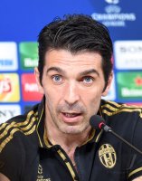 Fussball CHL 15/16 Achtelfinale: Pressekonferenz FC Bayern Muenchen