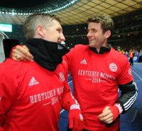 Fussball, 1. Bundesliga  Saison 2013/2014: JUBEL Bastian Schweinsteiger (FC Bayern Muenchen) und Thomas Mueller (FC Bayern Muenchen)