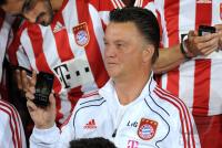 Fussball 1. Bundesliga 2010/2011: Trainer Louis van Gaal (FCB)