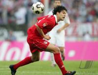 Fussball 1. Bundesliga: FCB, BALLACK Einzelaktion am Ball