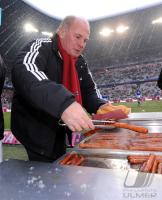 Fussball 1. Bundesliga : FCB Praesident Uli Hoeness