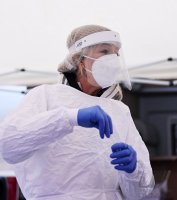 Kostenlose Corona-Schnelltests in Tuebingen: Aerztin Dr. Lisa Federle