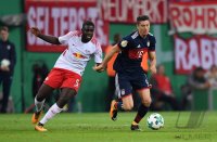 Fussball  DFB Pokal  2. Runde  Saison 17/18: RB Leipzig - FC Bayern Muenchen