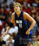 Basketball NBA  Miami vs. Mavericks  Nowitzki