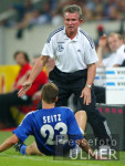 FUSSBALL 1. Bundesliga: S04, HEYNCKES und SEITZ