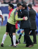 Fussball 1. Bundesliga  Saison 2010/2011: Torwart  Ulreich (VfB Stuttgart) und Trainer Labbadia (VfB Stuttgart)