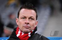 2. Fussball Bundesliga : Trainer Christian Hock (RWA)