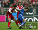 Fussball 1. Bundesliga: Muenchen-Schalke, Zweikampf