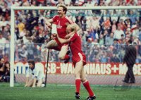 Fussball  FC Bayern-Braunschweig:  Rummenigge, Hoeness