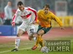 Fussball Uefa-Cup: VfB Stuttgart - Celtic Glasgow, Zweikampf