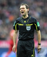 Fussball 1. Bundesliga, Saison 2011/2012: Schiedsrichter Florian Meyer