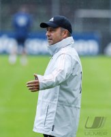 Fussball Training Deutsche Nationalmannschaft in Stuttgart: Bundestrainer Flick (Deutschland)