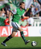 FUSSBALL, 1. BUNDESLIGA, SV Werder Bremen, MERTESACKER Einzelaktion
