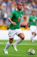 FUSSBALL 1. BUNDESLIGA: Wolfsburg, DEJAGAH Einzelaktion